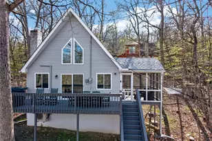 3166 Cherry Ridge Rd, Bushkill, PA 18324 - Photo 2