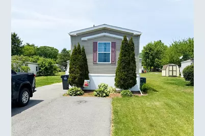 49 Ritzcraft Drive, Lehigh Township, PA 18088 - Photo 2