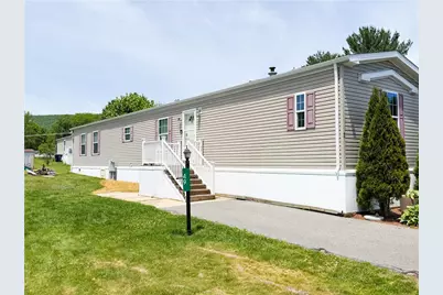 49 Ritzcraft Drive, Lehigh Township, PA 18088 - Photo 4