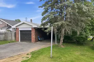 2116 S 1st Ave, Whitehall Township, PA 18052 - Photo 38