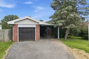 2116 S 1st Ave, Whitehall Township, PA 18052 - Photo 32