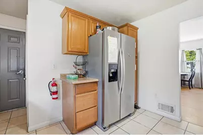 823 N Saint Lucas Street, Allentown City, PA 18104 - Photo 18