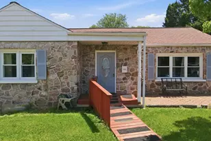 823 N St Lucas St, Allentown City, PA 18104 - Photo 8