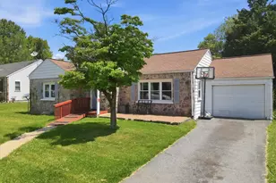 823 N St Lucas St, Allentown City, PA 18104 - Photo 6