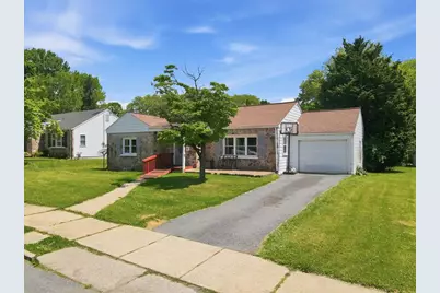 823 N Saint Lucas Street, Allentown City, PA 18104 - Photo 2