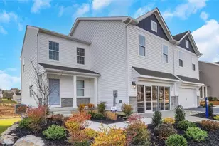 208 Winding Rd, Forks, PA 18040 - Photo 2