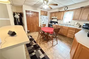 129 Ridge St, Coaldale, PA 18218 - Photo 12