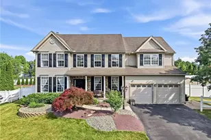 205 N Timothy Trail, Forks, PA 18040 - Photo 1