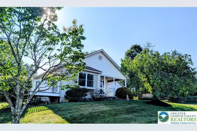 314 Golden Oaks Drive, Kidder Twp N, PA 18661 - Photo 2