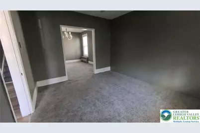 55 Grove Street, Wilkes Barre, PA 18702 - Photo 2
