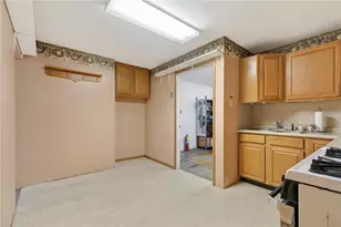 895 W Penn Pike, West Penn Twp, PA 18252 - Photo 30