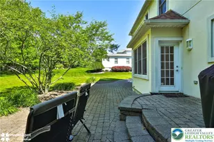 1614 Penns Crossing, South Whitehall Township, PA 18104 - Photo 8
