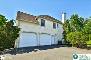 1614 Penns Crossing, South Whitehall Township, PA 18104 - Photo 4