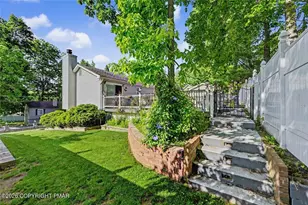 Crocus Dr, Smithfield Twp, PA 18301 - Photo 40