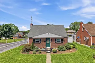 143 Dell St, Emmaus Boro, PA 18049 - Photo 2