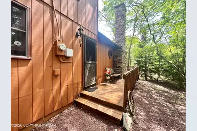 15 Chalet Court, Kidder, PA 18624 - Photo 2