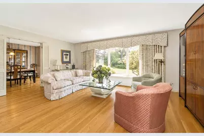 1148 Meadowbrook Circle W, Allentown City, PA 18103 - Photo 6