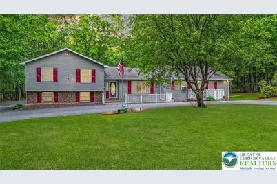 256 Sundance Road, Effort, PA 18330 - Photo 2