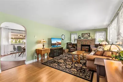 104 E Landis Street, Coopersburg Boro, PA 18036 - Photo 4