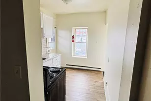 765 S S 8th St, Allentown City, PA 18103 - Photo 4