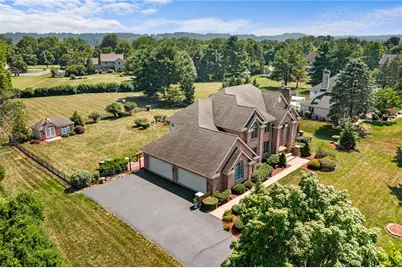 3208 Fallow Drive, South Whitehall Township, PA 18104 - Photo 2
