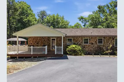 55 Molenda Circle, Franklin Twp, PA 18235 - Photo 8