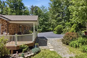 55 Molenda Cir, Franklin Twp, PA 18235 - Photo 32