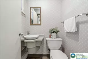 1042 N 38th St, South Whitehall Township, PA 18104 - Photo 16