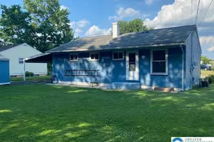 2303 Fleur Ln, Bethlehem City, PA 18018 - Photo 6