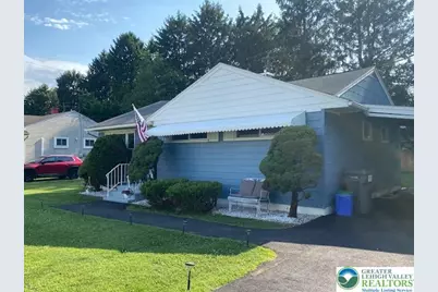 2303 Fleur Lane, Bethlehem City, PA 18018 - Photo 4
