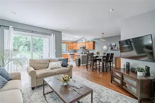 4264 David Dr, Emmaus Boro, PA 18049 - Photo 8