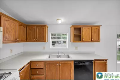 116 Nashua, Lehigh Township, PA 18088 - Photo 8