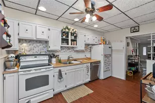 233 Adrain St, Emmaus Boro, PA 18049 - Photo 12