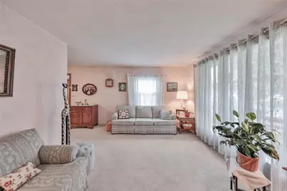 2883 South Street, Allentown City, PA 18103 - Photo 6