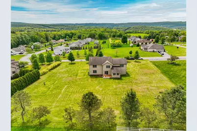 42 Louis Circle, Butler Twp, PA 18222 - Photo 58