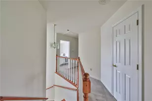 42 Louis Cir, Butler Twp, PA 18222 - Photo 36