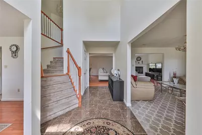 42 Louis Circle, Butler Twp, PA 18222 - Photo 12