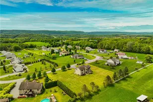42 Louis Cir, Butler Twp, PA 18222 - Photo 6