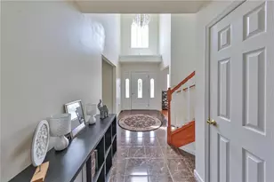 42 Louis Cir, Butler Twp, PA 18222 - Photo 8