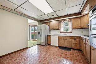 1560 1st St, Bethlehem Township, PA 18020 - Photo 6