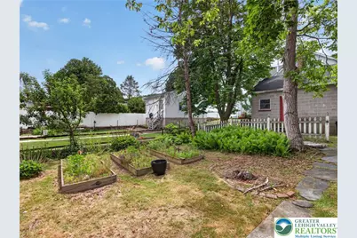 441 W Washington Street, Slatington Boro, PA 18080 - Photo 6