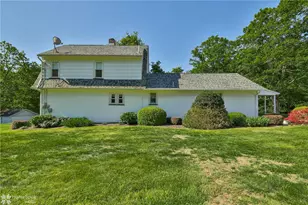 1404 Sugar Hollow Rd, Chestnuthill Twp, PA 18353 - Photo 38