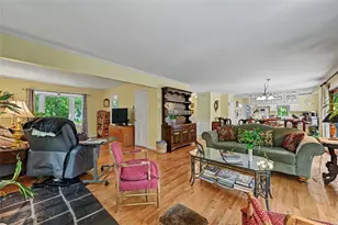 129 Wagoner Ln, Hawley, PA 18428 - Photo 14