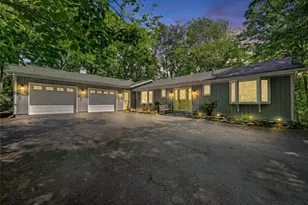 129 Wagoner Ln, Hawley, PA 18428 - Photo 4