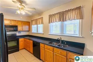 722 Pawnee St, Bethlehem City, PA 18015 - Photo 10
