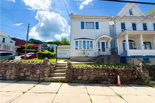 344 Hazle St, Tamaqua, PA 18252 - Photo 2