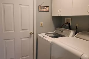 107 Ariel Ct, Stockertown Boro, PA 18083 - Photo 10