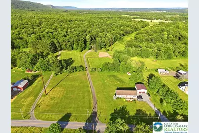 9033 Loop Road, Slatington Boro, PA 18080 - Photo 34