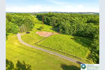 9033 Loop Road, Slatington Boro, PA 18080 - Photo 12