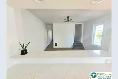 705 23rd Street, Wilson Boro, PA 18042 - Photo 2